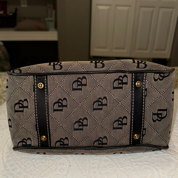Dooney & Bourke Black and Gray Tote - Picture 4 of 8